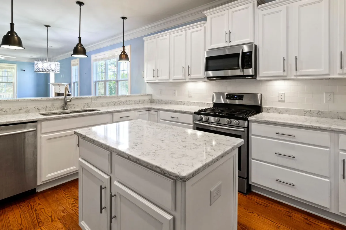 Filth & Squalor Cleanup in Wayzata, MN